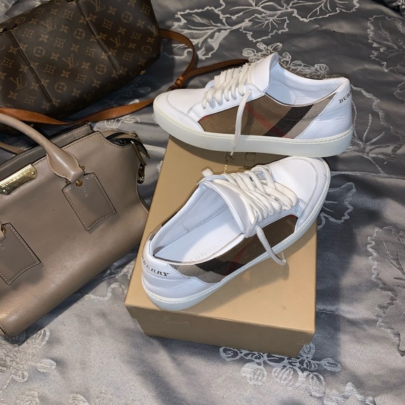Burberry Shoes - Burberry tennis shoes